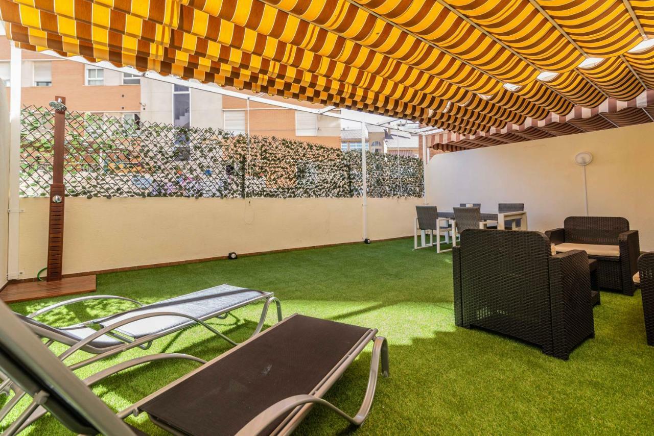 Апартаменты Soho Garden Малага Экстерьер фото